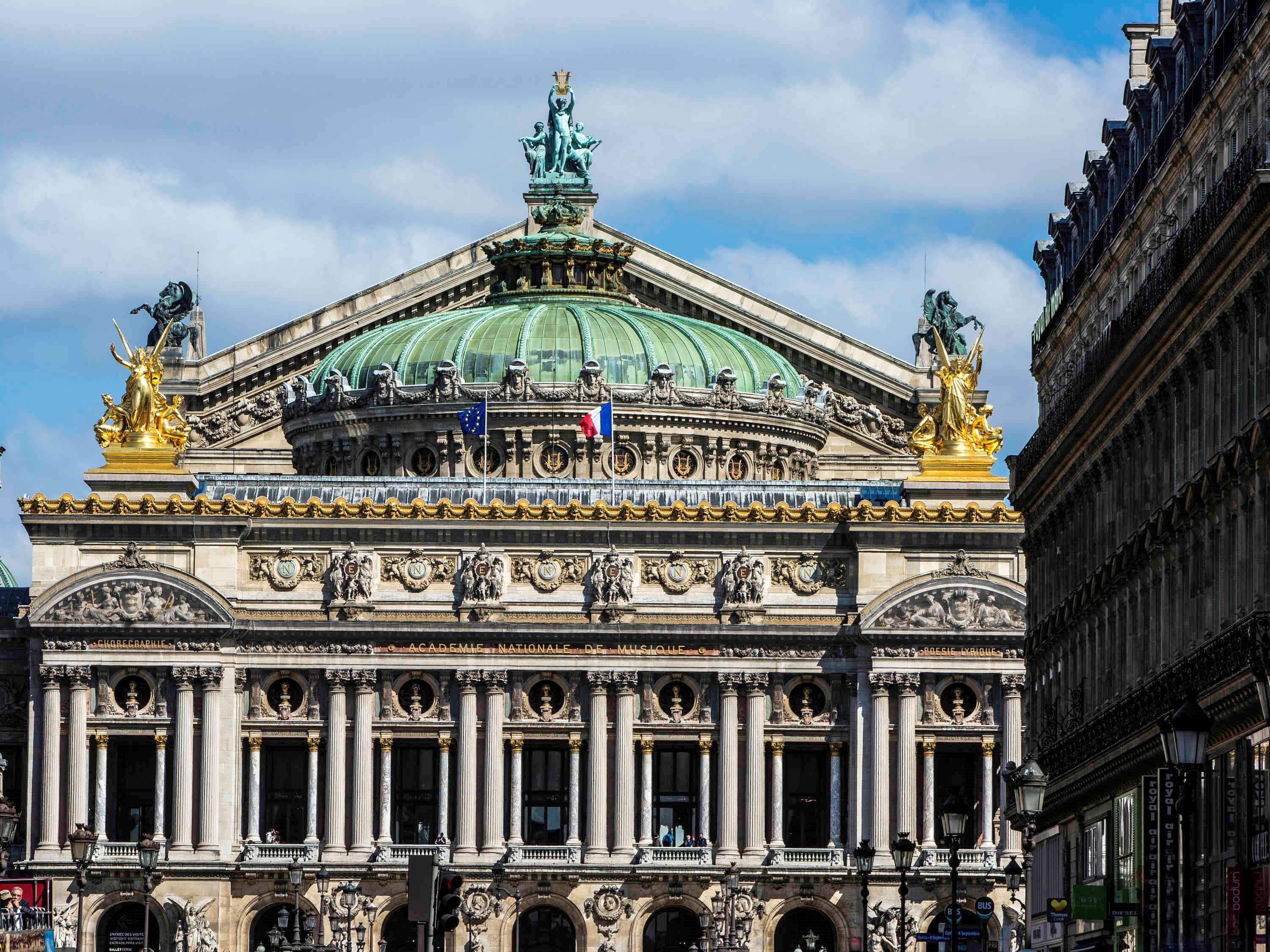 Ibis Styles Paris Opera Lafayette Hotel Exterior photo